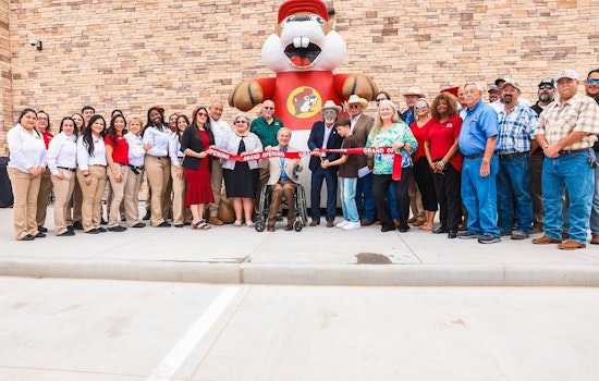 Governor Greg Abbott Celebrates Economic Growth at World's Largest Buc-ee's Opening in Luling, Texas