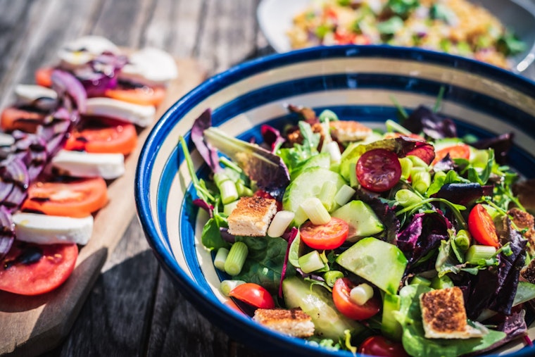 Harvard Study Suggests Mediterranean Diet May Lower Mortality Risk in Women