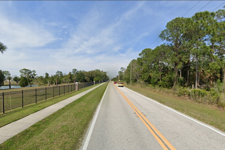 Hernando County First Responders Rescue Driver from Submerged Vehicle in Hernando Beach Canal