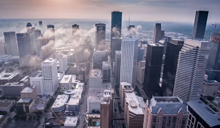 Houston Braces for Sweltering Weekend with 90s Temperatures and Chances of Storms