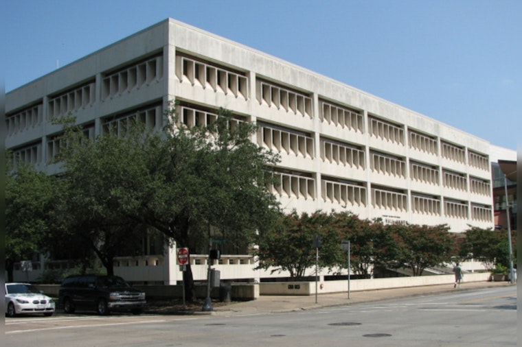 Houston City Council Approves $650M Bond Issue To Resolve Firefighters' Back Pay Dispute