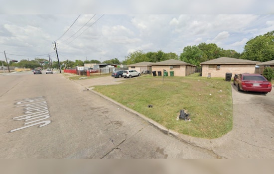 Houston Detectives Investigate Early Morning Fatal Shooting on Jutland Road