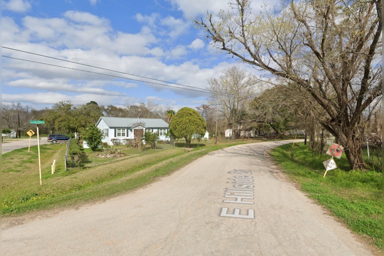 Houston Man Shot Dead in Early Morning in Northeast Neighborhood as Investigators Seek Answers
