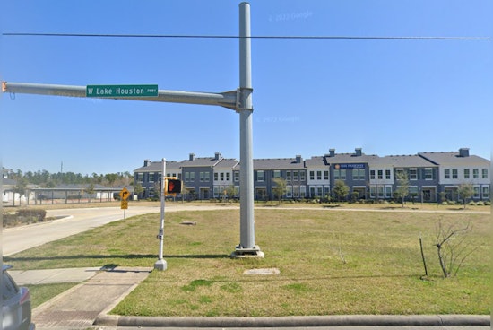 Houston Man Dies After Altercation Inside Vehicle Leads to Fatal Roadside Incident