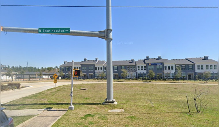 Houston Man Dies After Altercation Inside Vehicle Leads to Fatal Roadside Incident