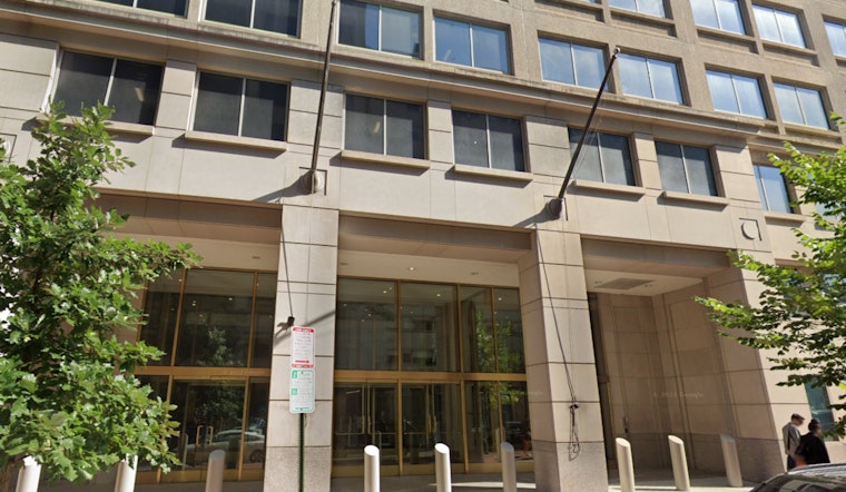 Houston Man Gets 74 Months for Weaponized Assault on Law Enforcement During Capitol Riotinous Siege
