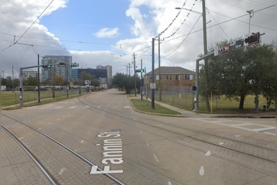 Houston Police Hunt for Driver After Fatal Hit-and-Run in Museum District Leaves One Dead, Two Injured