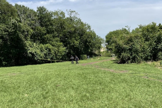 Houston Police Investigate After Man Found Dead in Sims Bayou on City's Southeast Side