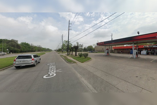 Houston Police Investigate Fatal Rollover Accident on Gessner Road