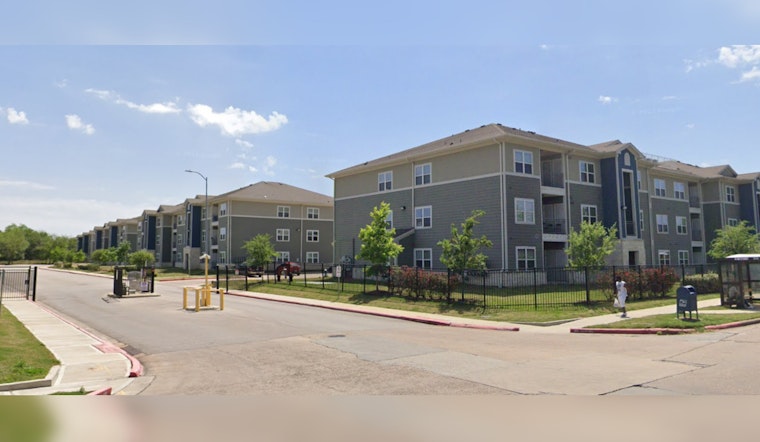Houston Teenager Succumbs to Gunshot Wounds, Police Investigate Fatal Shooting on Selinsky Road