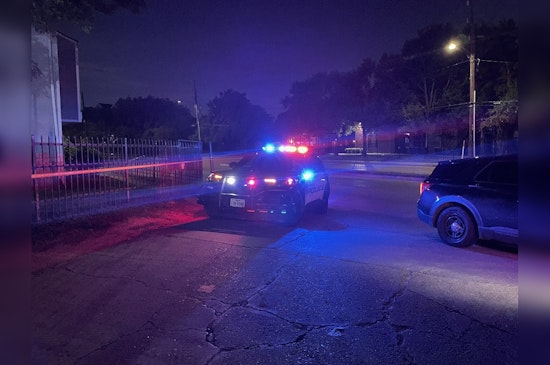 Houston Uber Eats Driver Shot in Presence of Family, Police Seek Suspect in Apparent Robbery Attempt
