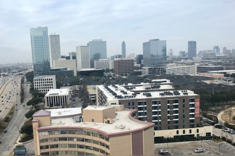 Houston Weather Alert: Chance of Showers and High Heat Index, Vigilance Advised