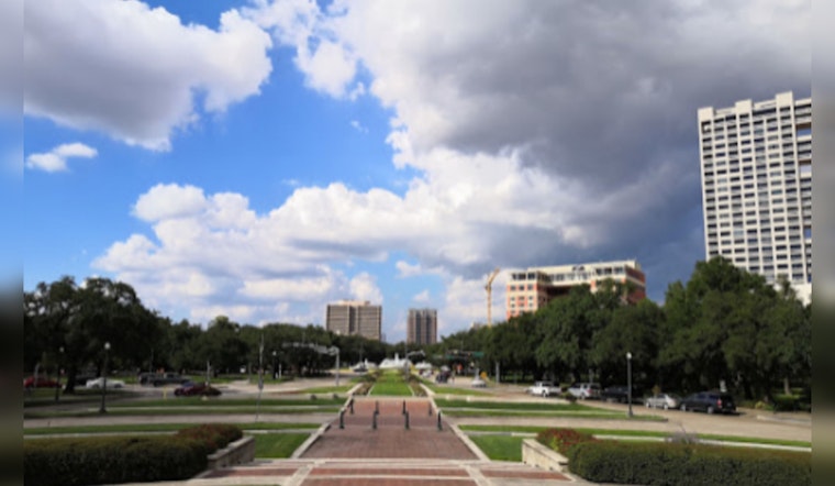 Houston Weather Alert: Potential Thunderstorms and High Heat Expected in Week's Forecast