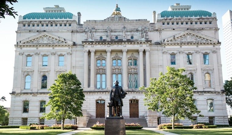Indianapolis Braces for Mixed Bag of Sunny Days and Thunderstorms, advises NWS