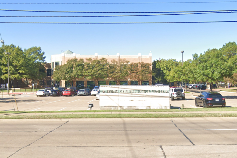 Irving Police Department Urges Public Caution for Online Marketplace Deals, Promotes Safe Exchange Zone