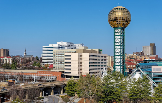 Knoxville Forecasts Fog and Thunderstorms, NWS Cautions Residents on Variable Weather Week Ahead