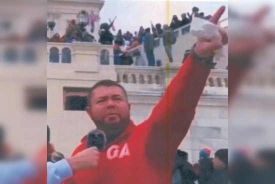 Knoxville Man Pleads Guilty to Assaulting Police in Capitol Riot Melee