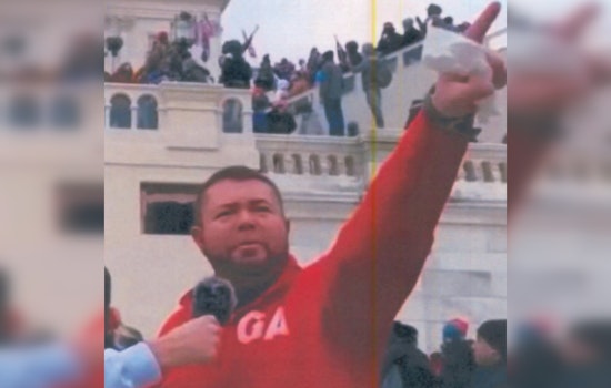 Knoxville Man Pleads Guilty to Assaulting Police in Capitol Riot Melee