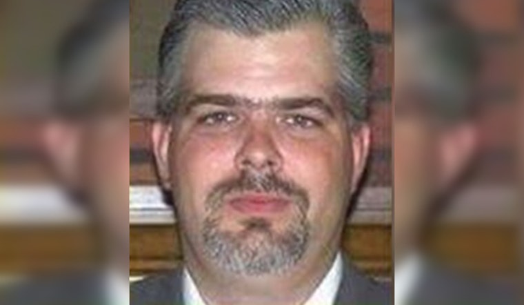 Knoxville Police Solicit Public's Help to Crack 10-Year-Old Cold Case of Taxi Driver's Murder