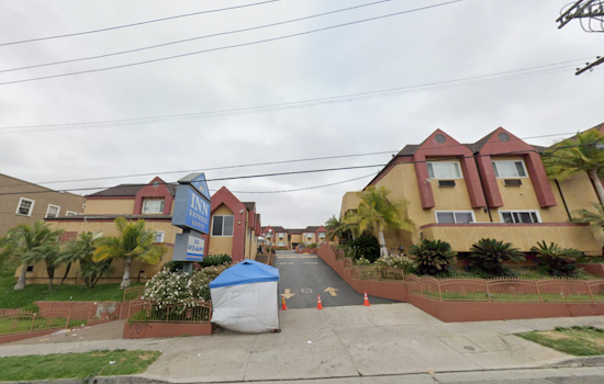 Los Angeles Firefighters Douse Westlake Apartment Fire in 20 Minutes