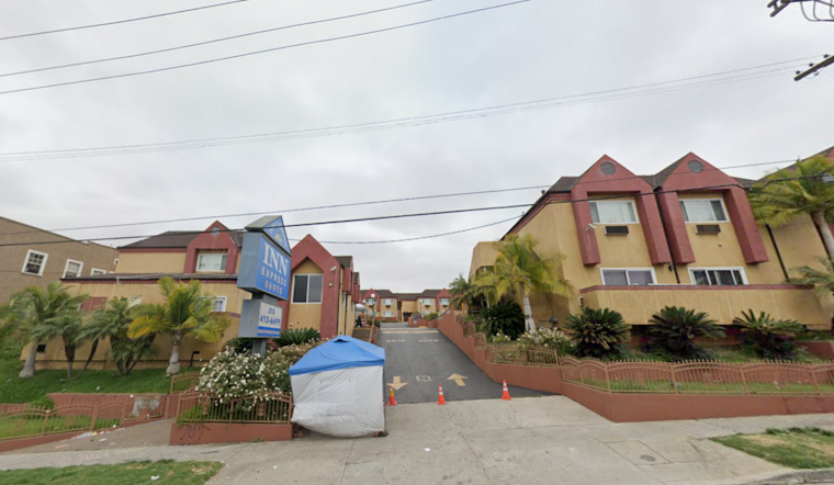 Los Angeles Firefighters Douse Westlake Apartment Fire in 20 Minutes