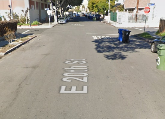 Los Angeles Firefighters Extinguish South Central Garage Fire, Protect Nearby Diesel Generator