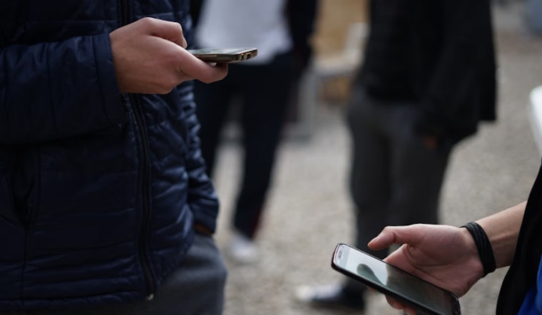 Los Angeles School District Considers Cellphone Ban to Boost Learning and Mental Health
