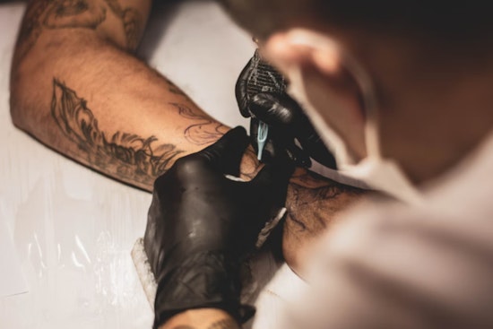 "Love And Hip Hop Atlanta" Star Sierra Gates Hospitalized After Tattoo Session Leads to Health Scare