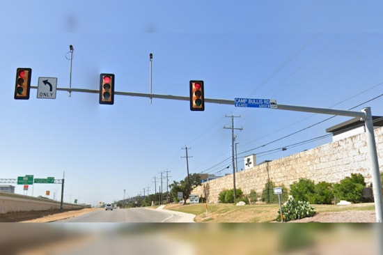 Man Fatally Ejected From Vehicle in Tragic Rollover Accident on San Antonio's I-10 West