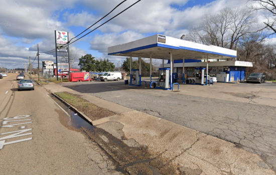 Man Fatally Shot at Parkway Village in Memphis; Police Seek Suspect in Gray Pickup Truck