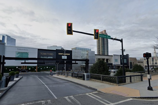Man Injured in Shooting Outside AMC Phipps Plaza in Buckhead, Atlanta Police Investigate