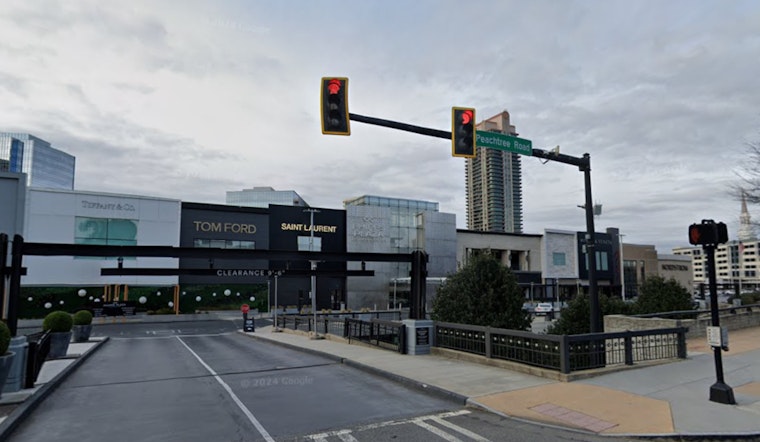 Man Injured in Shooting Outside AMC Phipps Plaza in Buckhead, Atlanta Police Investigate