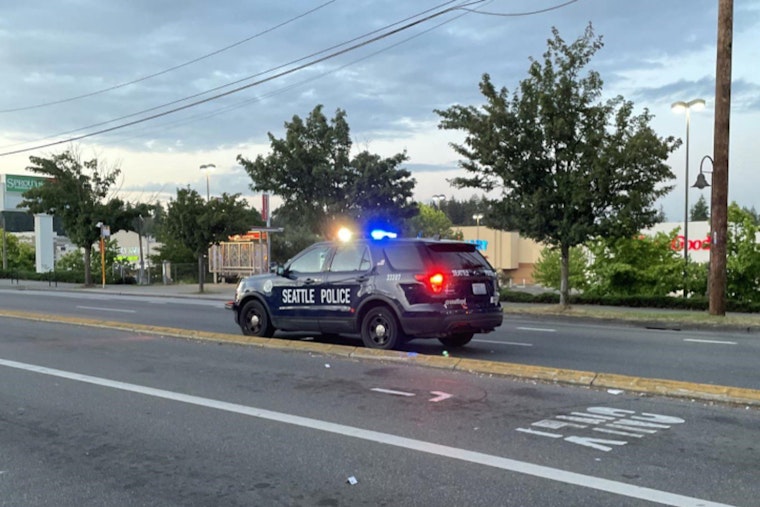 Man Injured, Suspect at Large Following Shooting and Car Collision in North Seattle