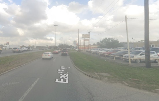 Man Killed in Collision with Tractor-Trailer on East I-10 in Houston, Investigation Ongoing