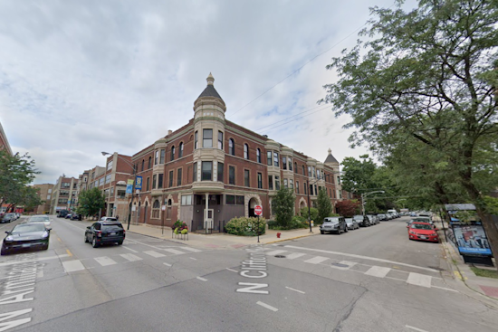 Man Stabbed During Home Invasion on Chicago's North Side, Suspect in Custody