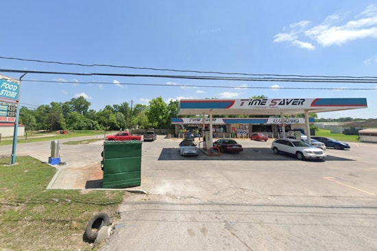 Man Stable After Being Shot During Dispute at East Harris County Gas Station, Suspect Sought by Authorities