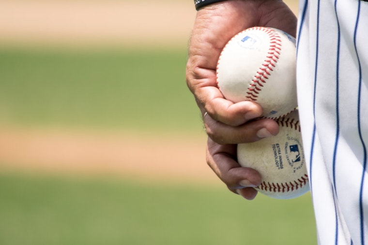 Mariners' Offensive Struggles Continue in 5-1 Loss to Twins, Buxton Shines for Minnesota