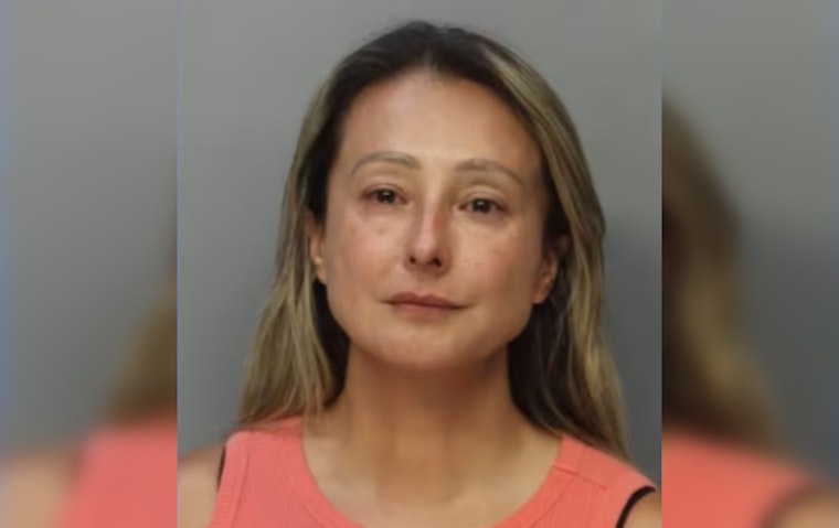 Miami-Dade Woman Charged for Allegedly Running Unlicensed Botox Clinic in Mall Parking Lot