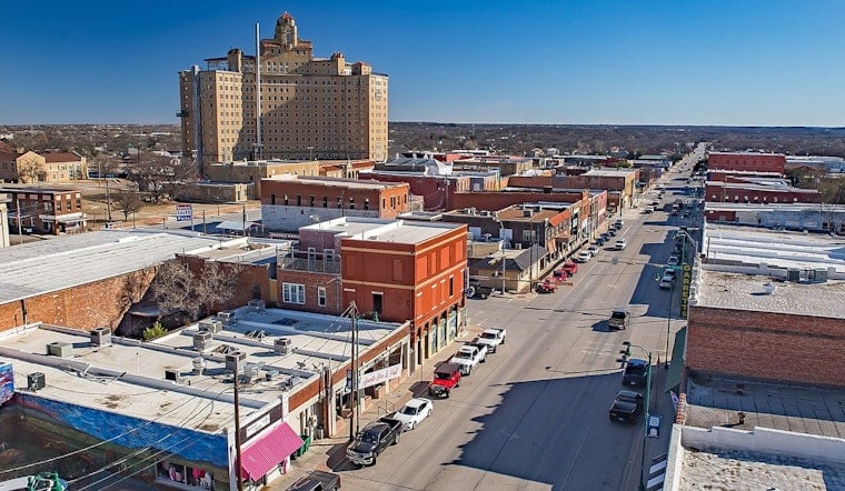 Mineral Wells Celebrates Music Friendly Texas Certification Ahead of Flying Pig Festival