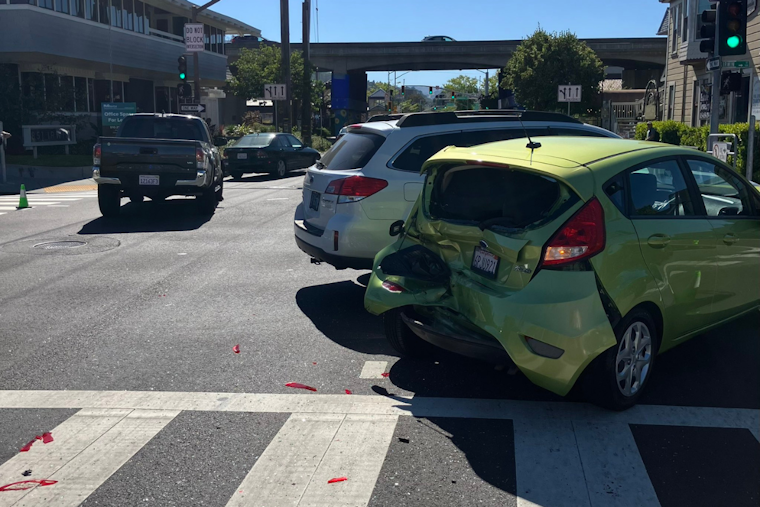 Minor Injuries Reported in Four-Car Collision in San Rafael, Commends Responsive Emergency Services