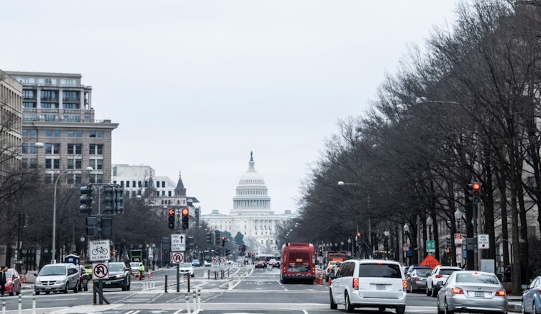Mixed Bag of Sun and Showers: Washington D.C. Weather Update