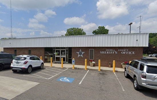 Mooresville Man Sentenced to Over 9 Years for Illegal Firearm Possession Amidst Drug Trafficking Crimes