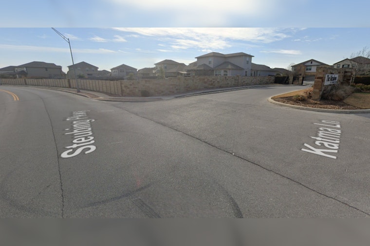 Motorcyclist Fatally Collides with Light Pole on Northwest Side of San Antonio