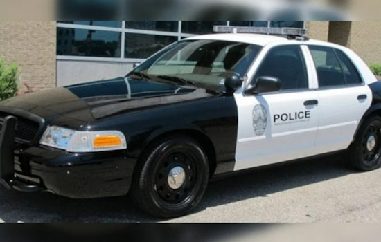 Multiple-Vehicle Rollover Crash on I-35 in Austin Results in Injuries and Highway Closure