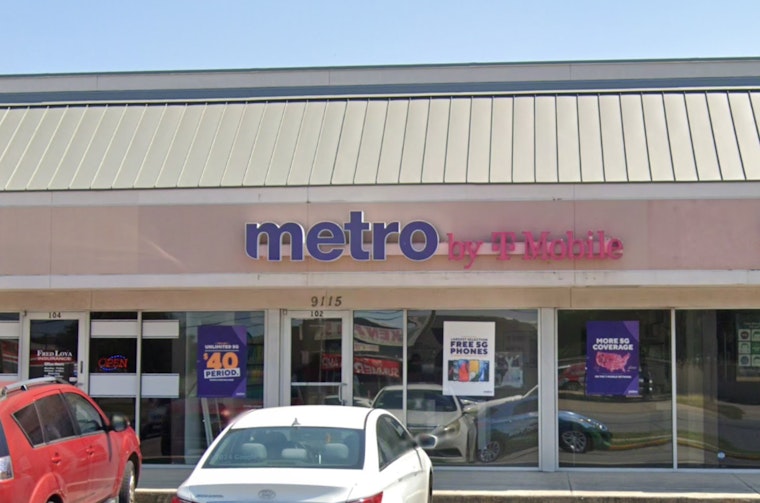 No Charges After Vehicle Accidentally Plows into Metro by T-Mobile Store in San Antonio