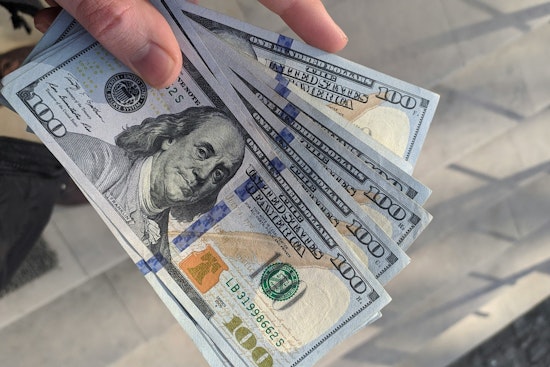 Oregon Ballot Initiative for $750 Statewide Rebate Surpasses Signature Requirement, Heads to November Vote