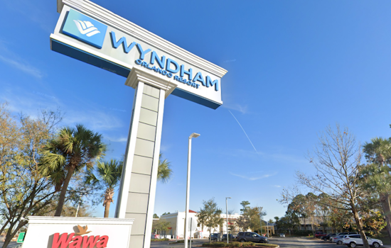 Orlando's Wyndham Resort Unveils 'Sara' the World's First AI Bartender, Revolutionizing Guest Experience