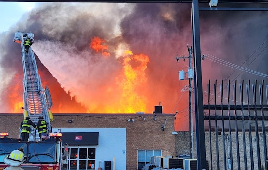 Over 200 Firefighters Battle Four-Alarm Warehouse Inferno in Chicago's West Town