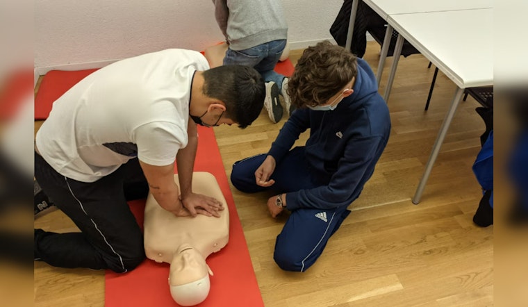 Peoria Offers CPR and First Aid Training to Empower Residents as Lifesavers