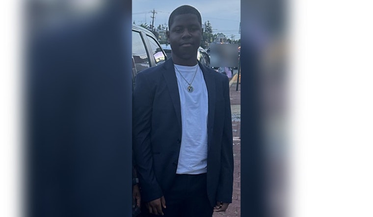 Philadelphia Police Seek Help Locating Missing 15-Year-Old Izeem Taylor from 22nd District